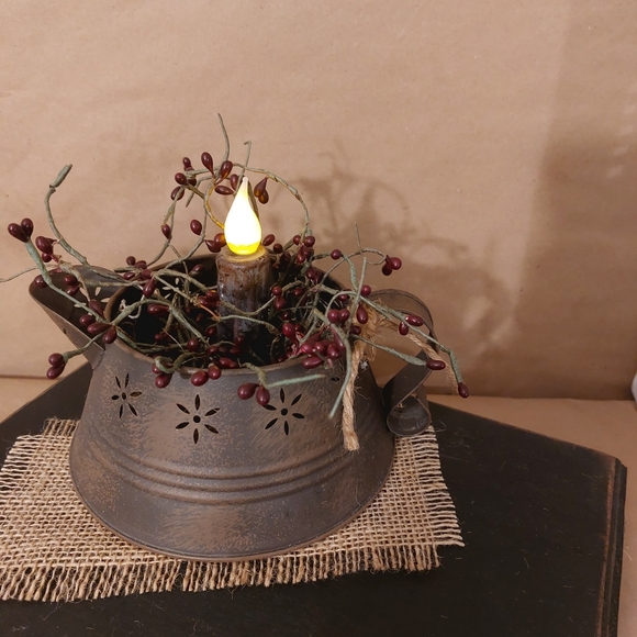 Rustic Table Centerpeice - Picture 5 of 5